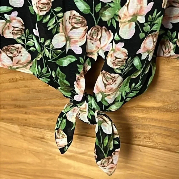 INC‎ international concepts women’s sleeveless tank top summer floral Sm v neck - Picture 7 of 10